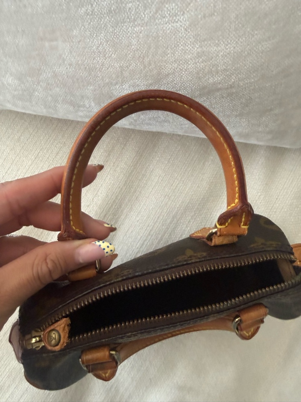 Vintage Louis Vuitton Monogram Mini Speedy Top-Handle Crossbody in Brown and Tan - Picture 7 of 7